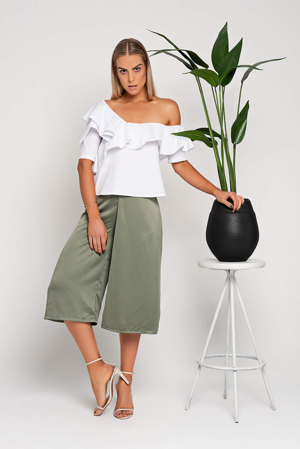 CALÇA PANTACOURT CAPA
